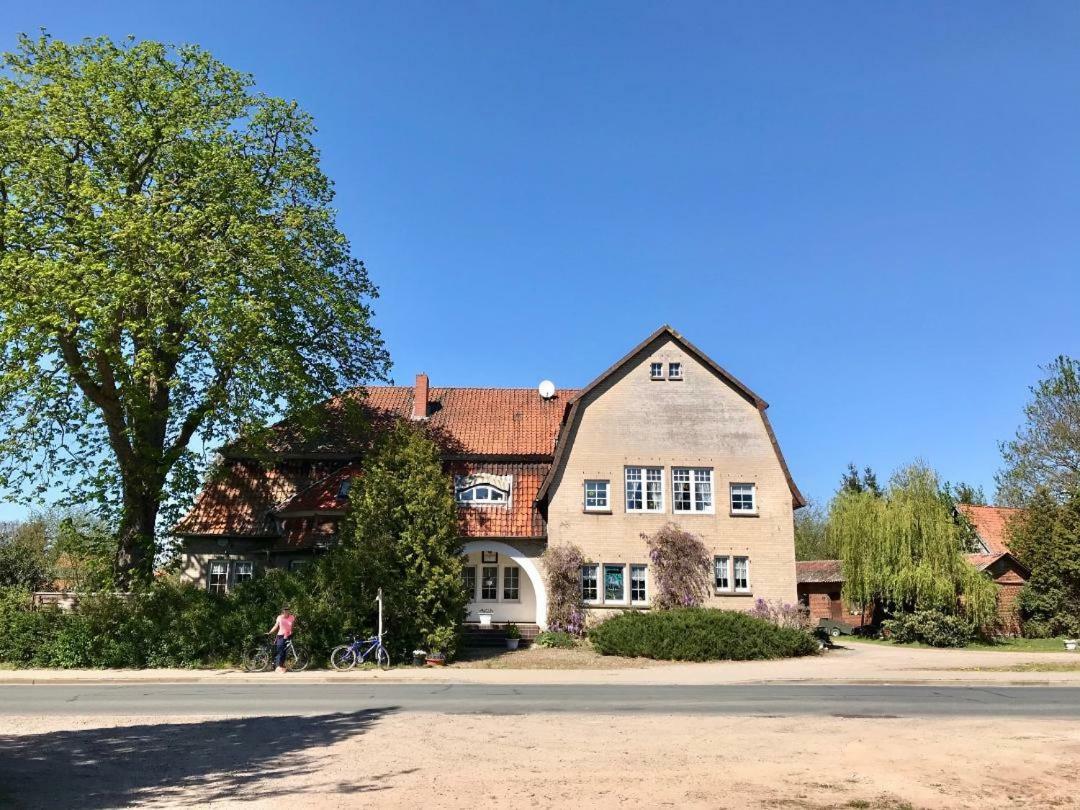 Zum Bothmerschen Krug Швармштедт Экстерьер фото